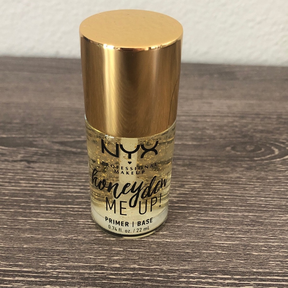 ❤️$13 NWT NYX Honey Dew Me Up Primer .74oz